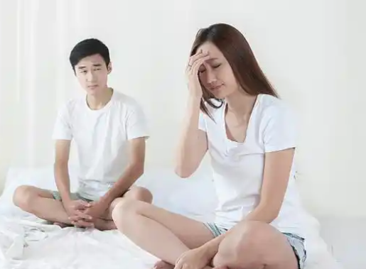 广州市调查婚外情，离婚孩子归女方但房产怎么分配