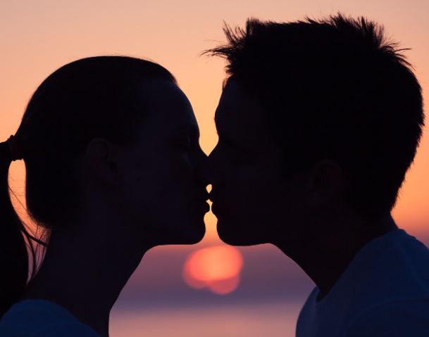 长沙市侦探调查；离婚时夫妻共同财产分割是应该如何的